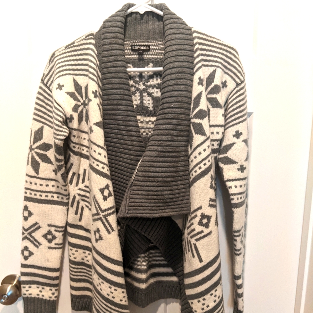 Express sweater size small